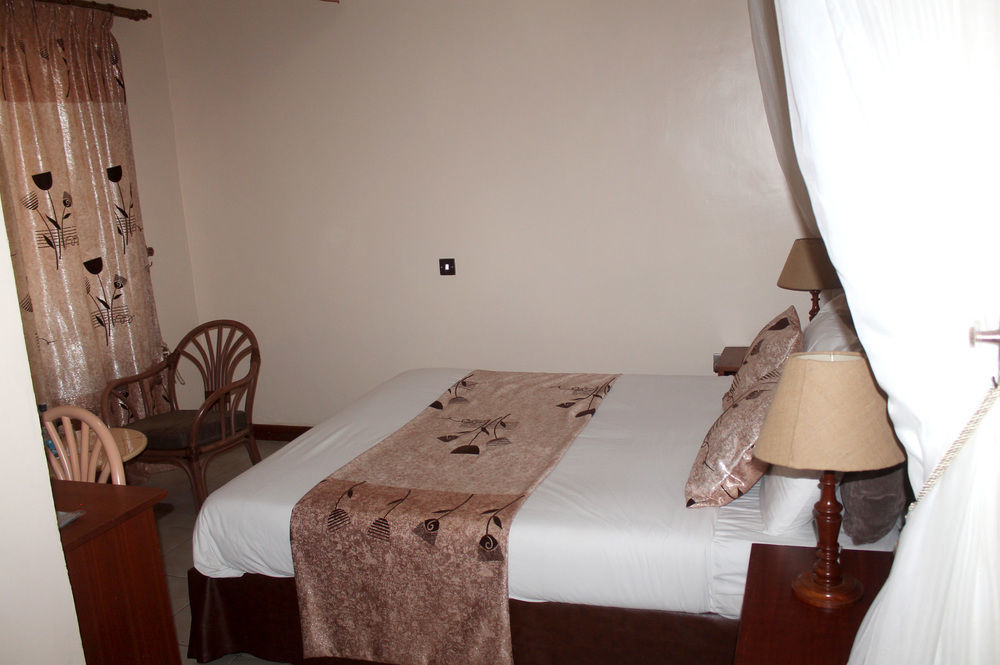 Victoria Comfort Inn Kisumu Ngoại thất bức ảnh