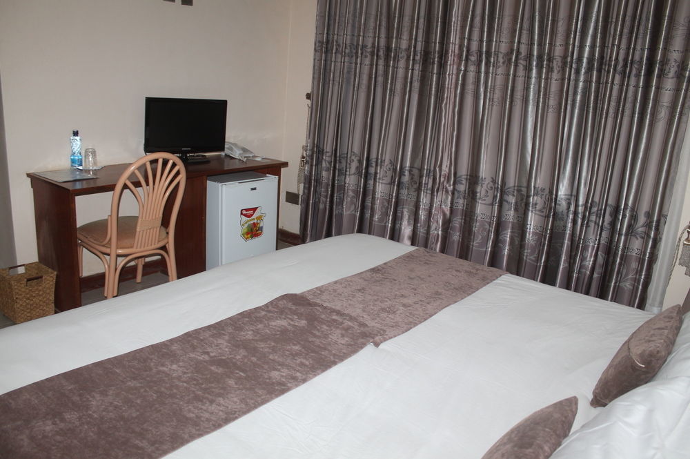 Victoria Comfort Inn Kisumu Ngoại thất bức ảnh