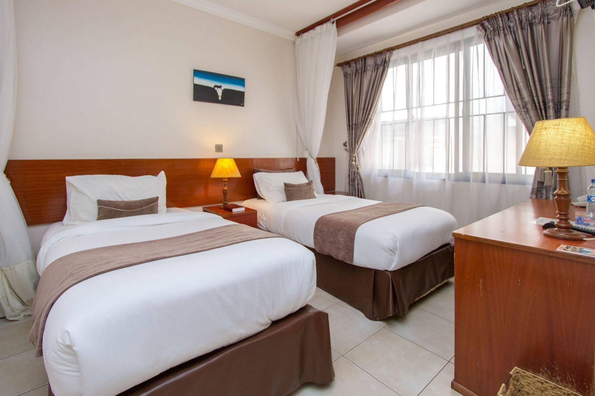 Victoria Comfort Inn Kisumu Ngoại thất bức ảnh