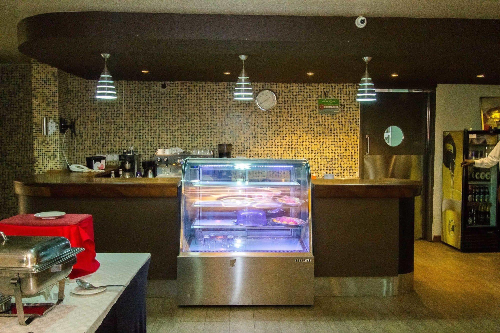 Victoria Comfort Inn Kisumu Ngoại thất bức ảnh